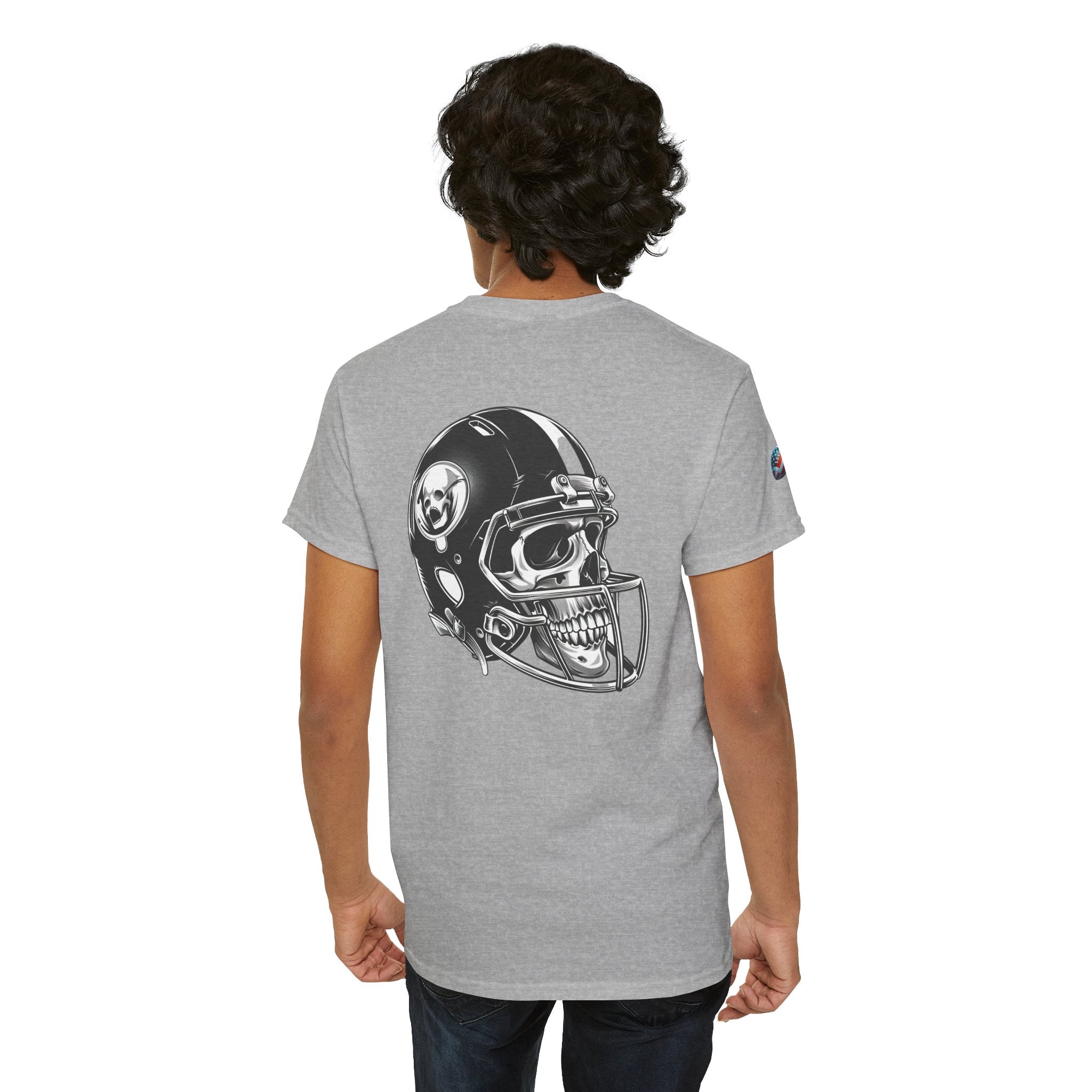 Skull Helmet Football Tee — Grunge Athletic Graphic T‑Shirt