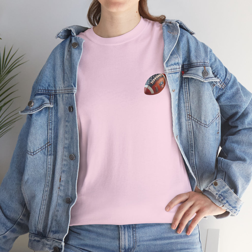 Skull Helmet Football Tee — Grunge Athletic Graphic T‑Shirt