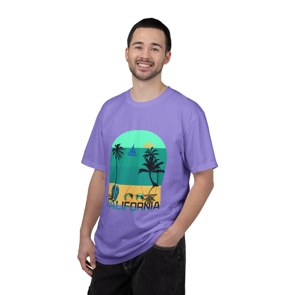 California Beach Surf T-Shirt  Retro Palm Trees & ‘SURFING’ Graphic