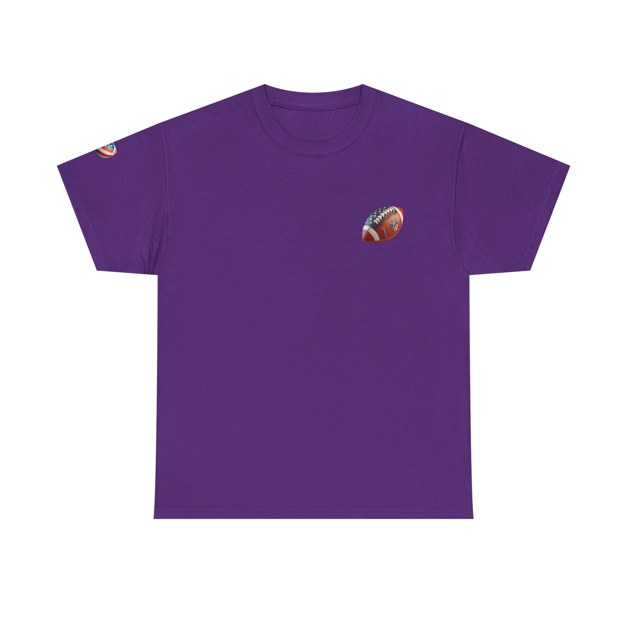 Skull Helmet Football Tee — Grunge Athletic Graphic T‑Shirt