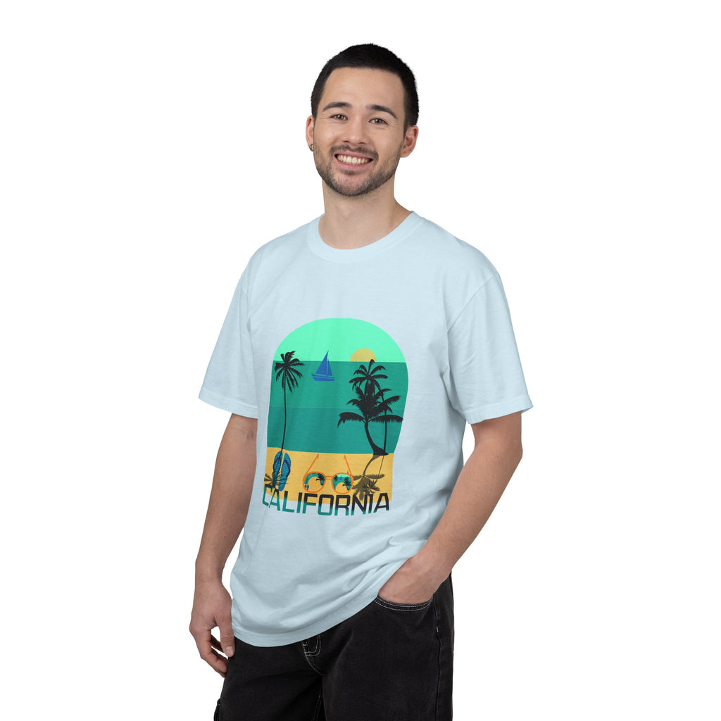 California Beach Surf T-Shirt  Retro Palm Trees & ‘SURFING’ Graphic