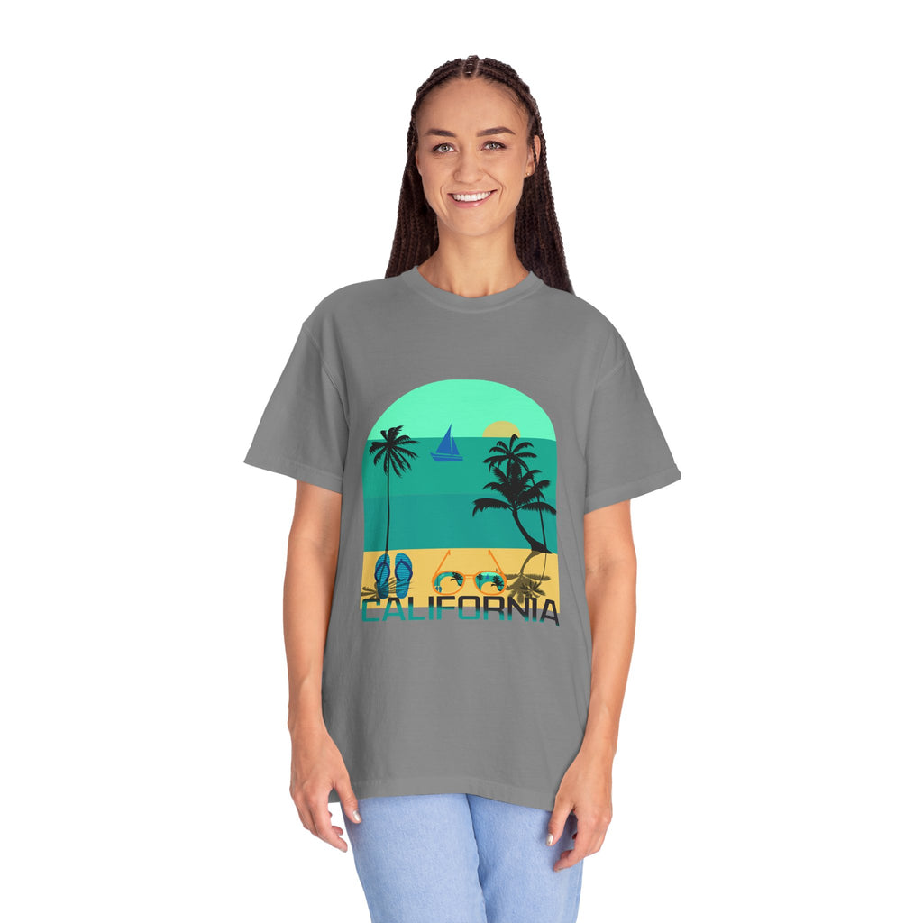 California Beach Surf T-Shirt  Retro Palm Trees & ‘SURFING’ Graphic