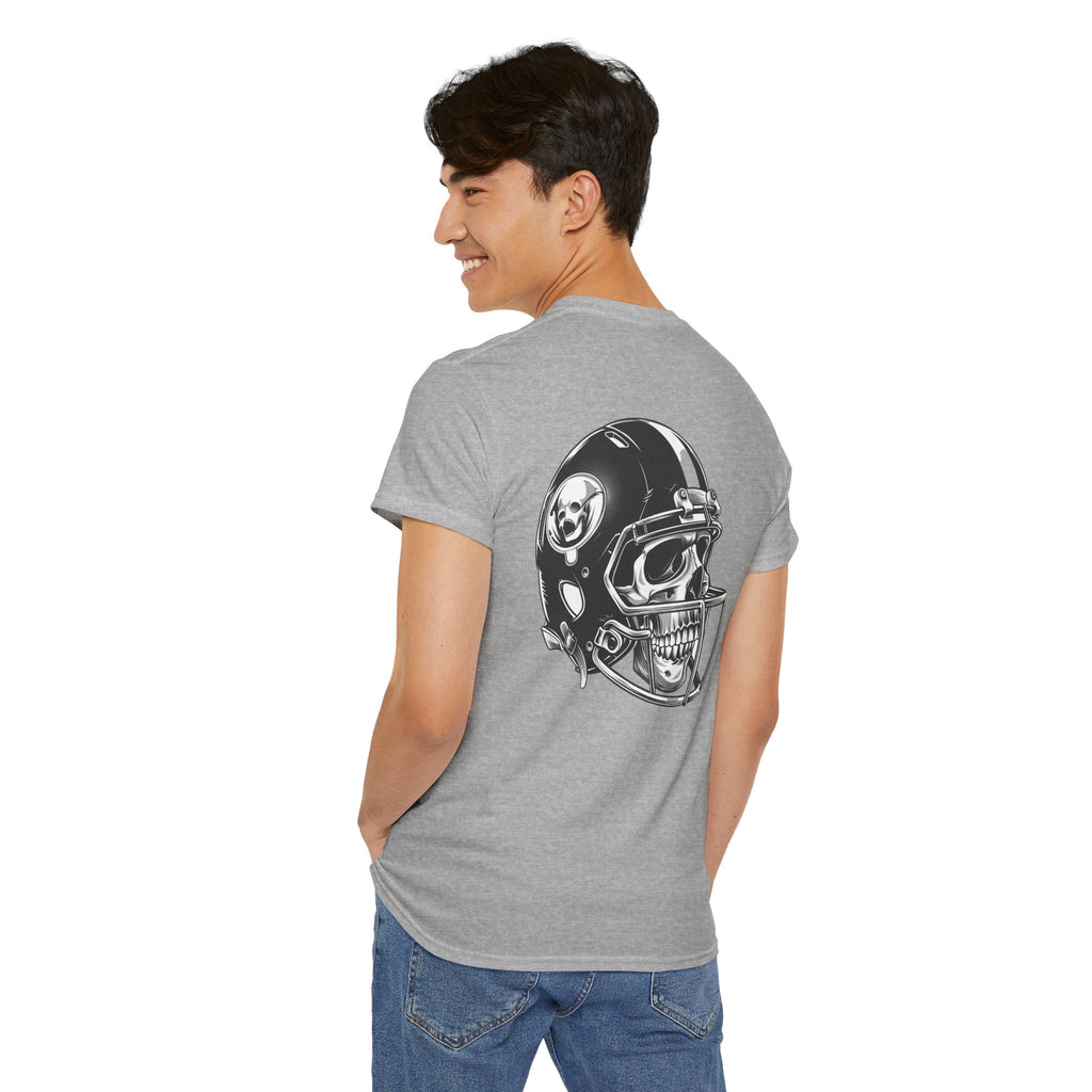 Skull Helmet Football Tee — Grunge Athletic Graphic T‑Shirt