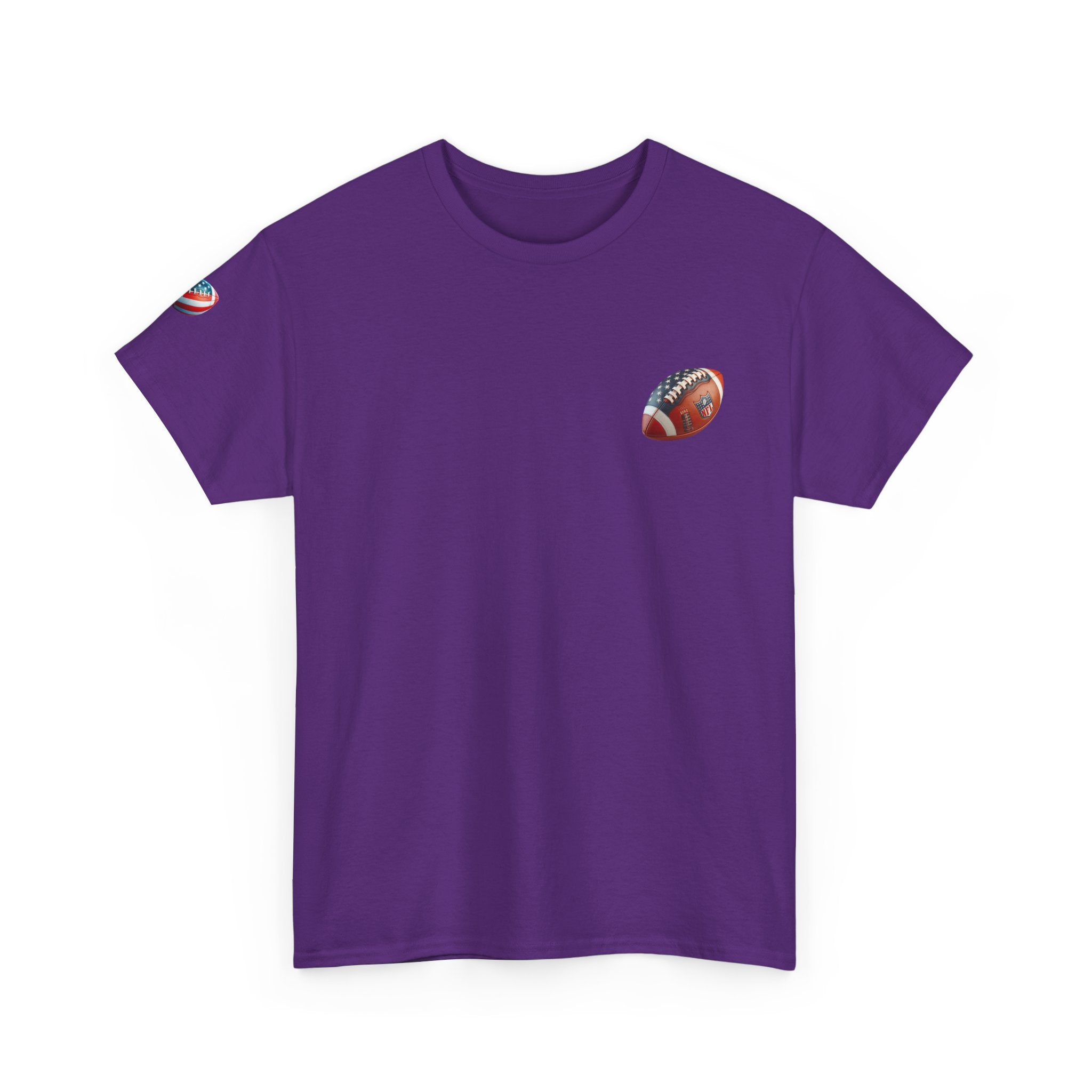 Skull Helmet Football Tee — Grunge Athletic Graphic T‑Shirt