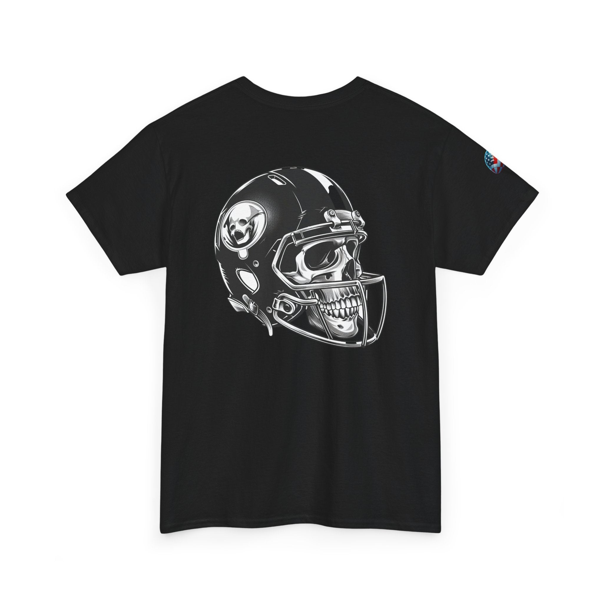 Skull Helmet Football Tee — Grunge Athletic Graphic T‑Shirt