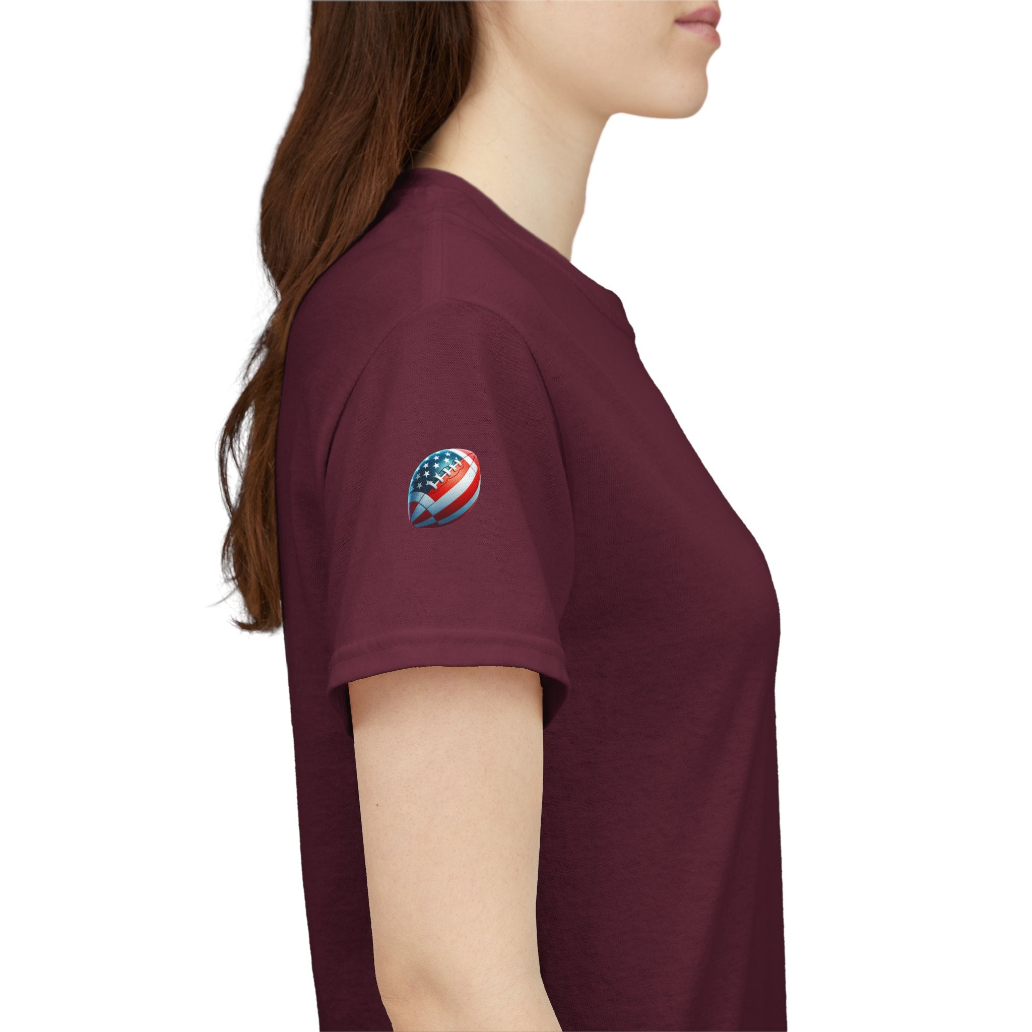 Skull Helmet Football Tee — Grunge Athletic Graphic T‑Shirt