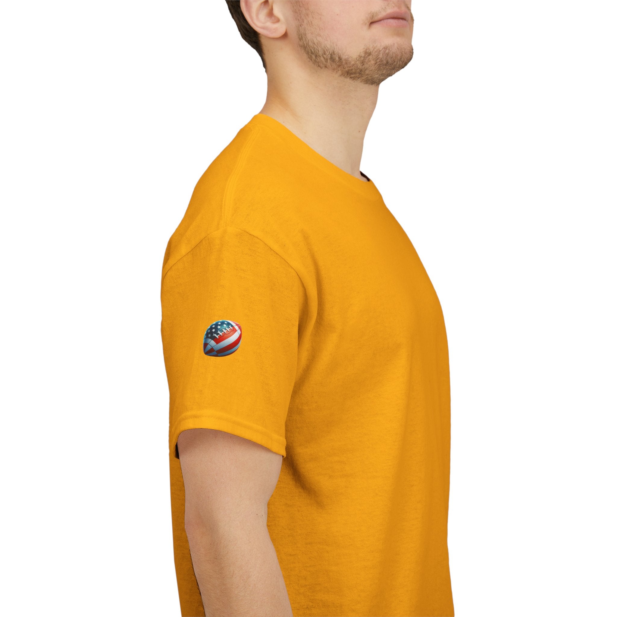 Skull Helmet Football Tee — Grunge Athletic Graphic T‑Shirt