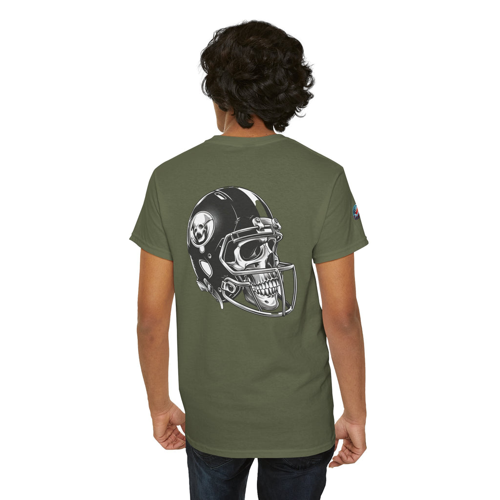 Skull Helmet Football Tee — Grunge Athletic Graphic T‑Shirt