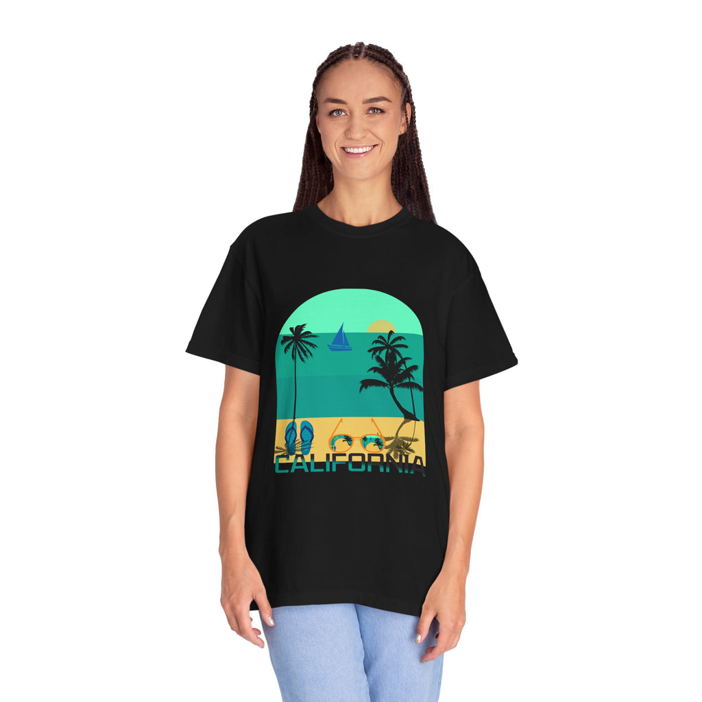 California Beach Surf T-Shirt  Retro Palm Trees & ‘SURFING’ Graphic