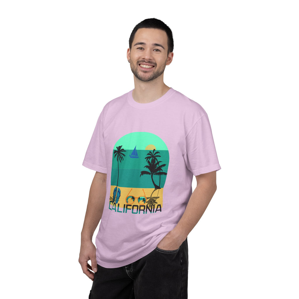 California Beach Surf T-Shirt  Retro Palm Trees & ‘SURFING’ Graphic