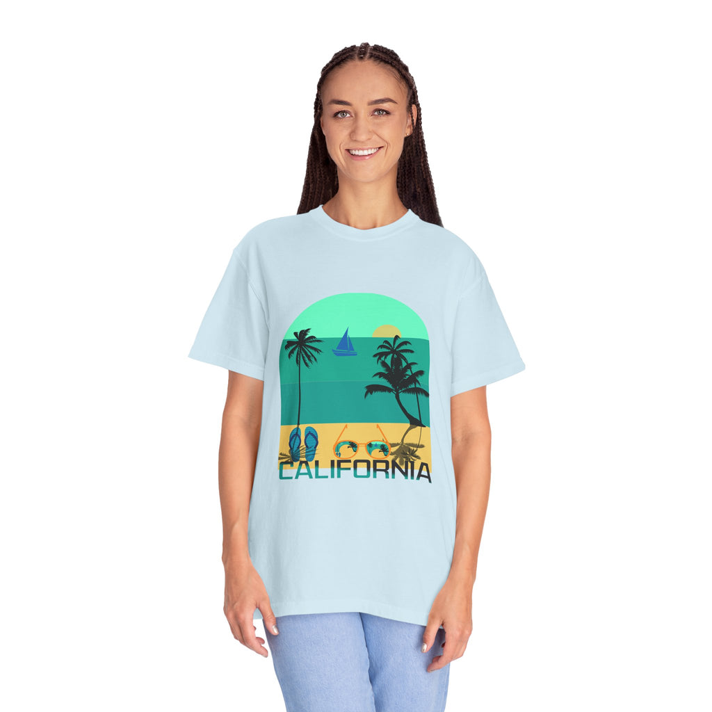 California Beach Surf T-Shirt  Retro Palm Trees & ‘SURFING’ Graphic