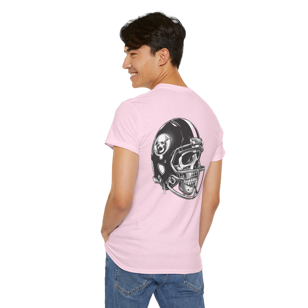 Skull Helmet Football Tee — Grunge Athletic Graphic T‑Shirt