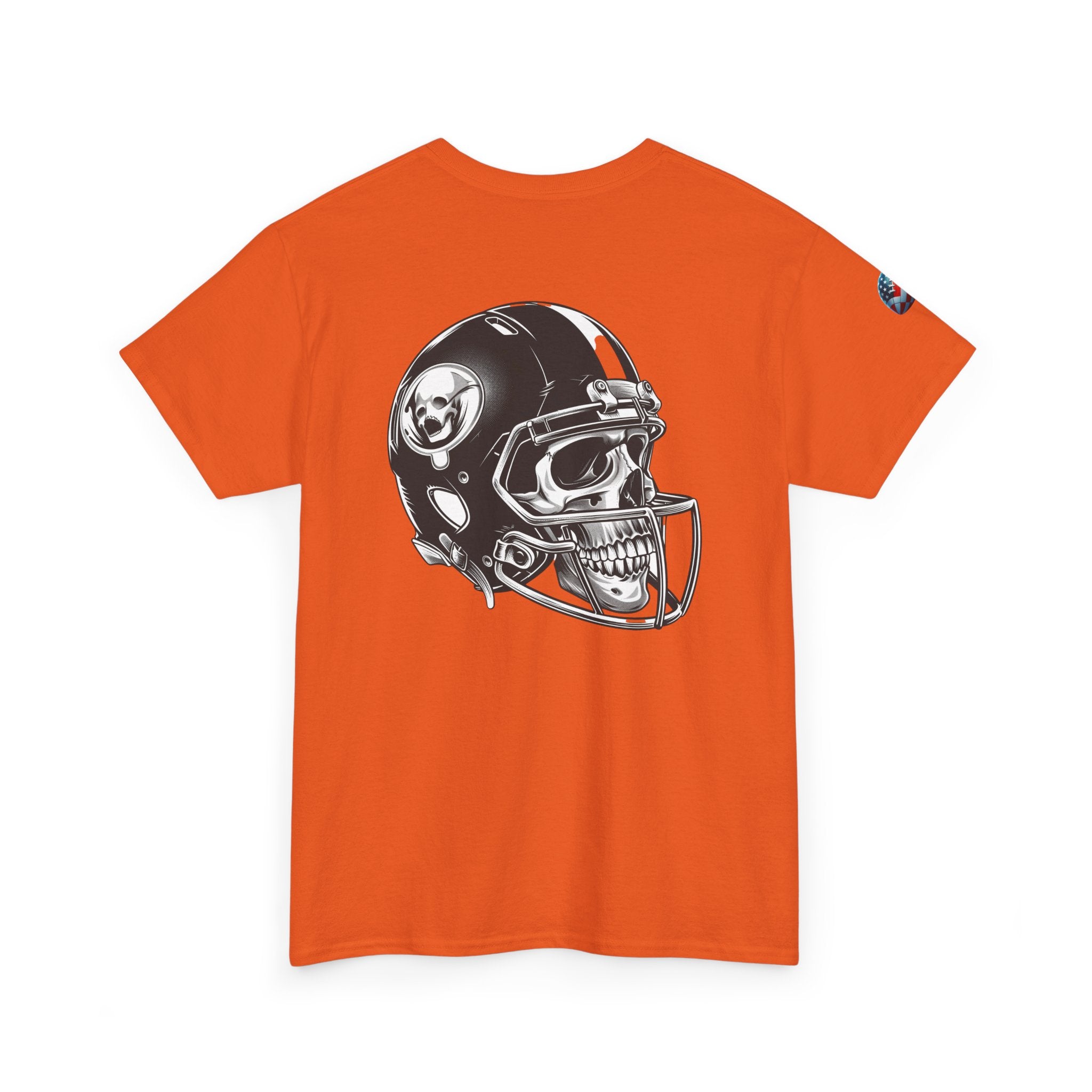 Skull Helmet Football Tee — Grunge Athletic Graphic T‑Shirt