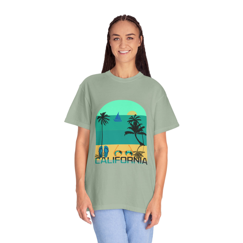 California Beach Surf T-Shirt  Retro Palm Trees & ‘SURFING’ Graphic