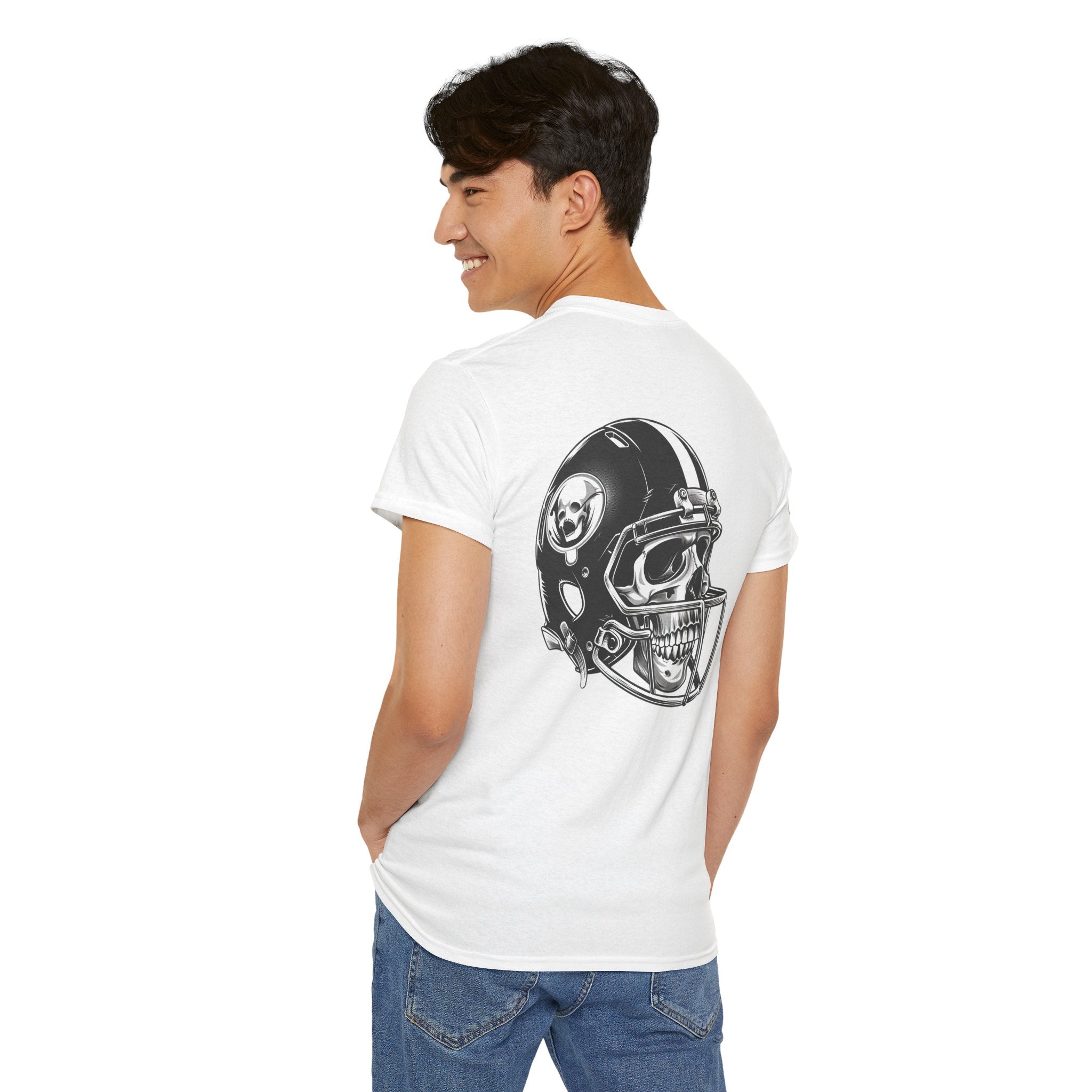 Skull Helmet Football Tee — Grunge Athletic Graphic T‑Shirt