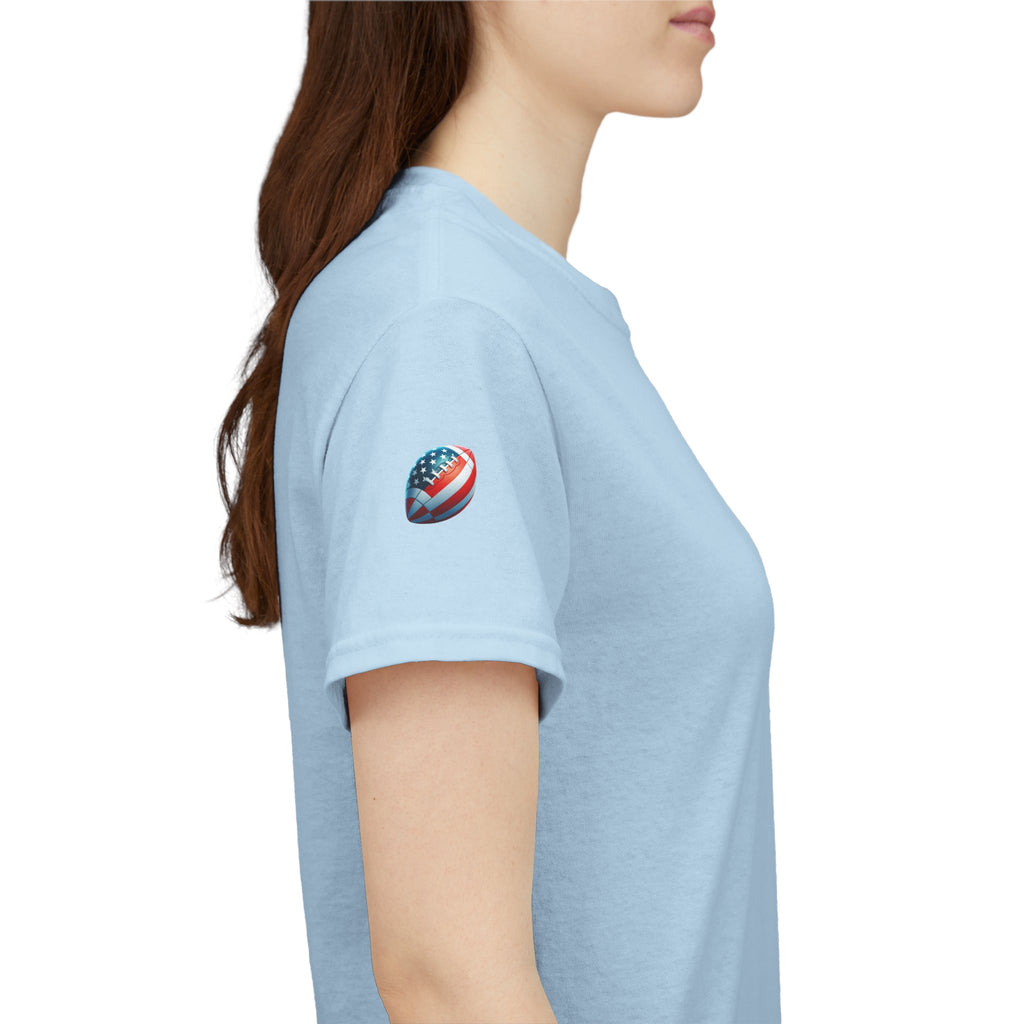 Skull Helmet Football Tee — Grunge Athletic Graphic T‑Shirt