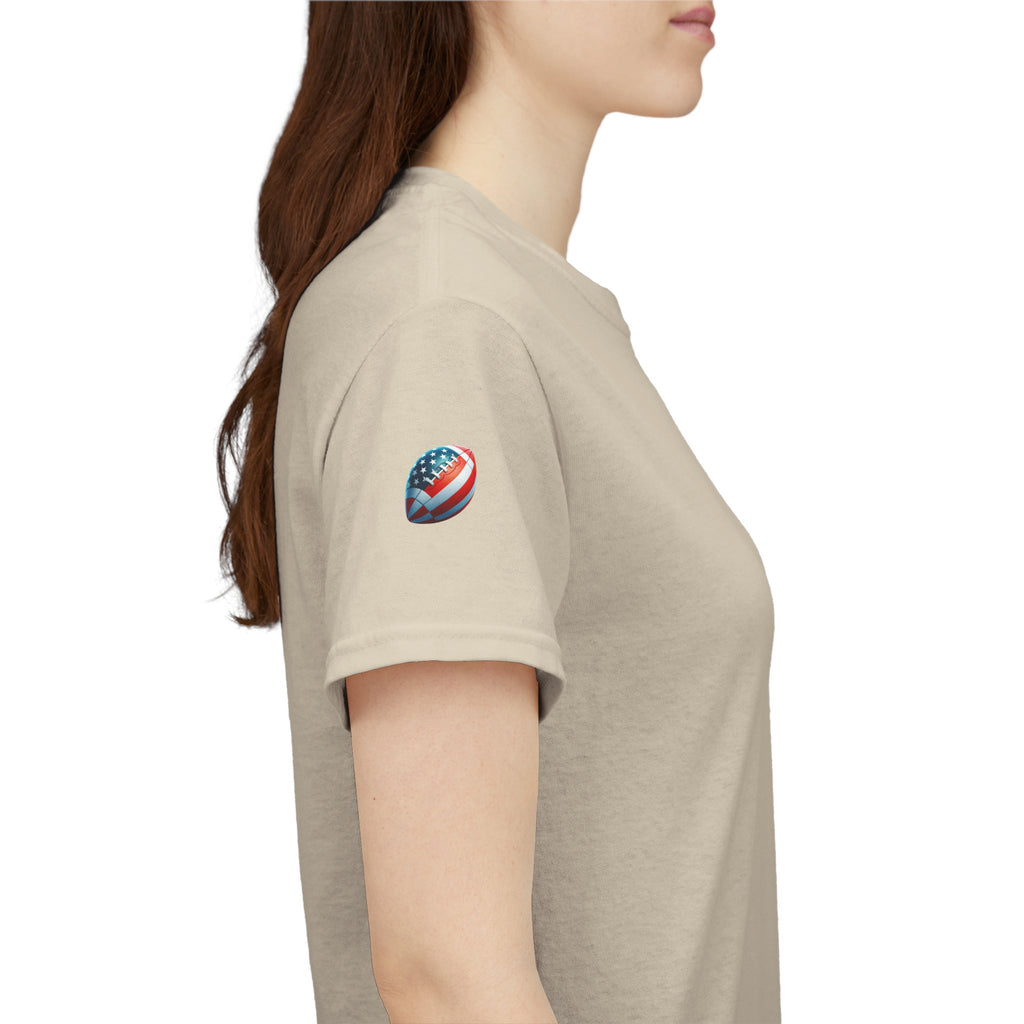 Skull Helmet Football Tee — Grunge Athletic Graphic T‑Shirt