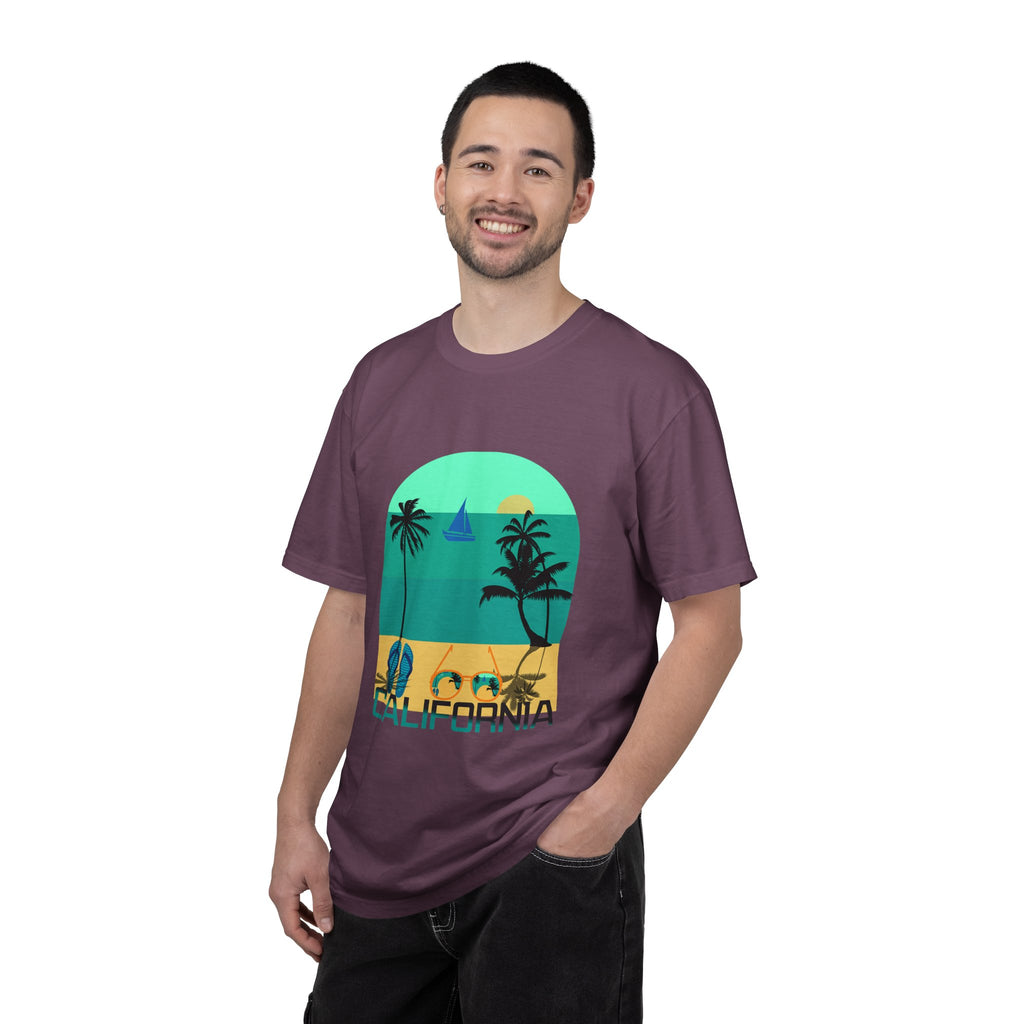 California Beach Surf T-Shirt  Retro Palm Trees & ‘SURFING’ Graphic