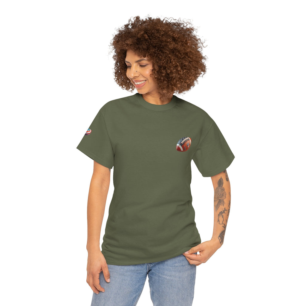 Skull Helmet Football Tee — Grunge Athletic Graphic T‑Shirt