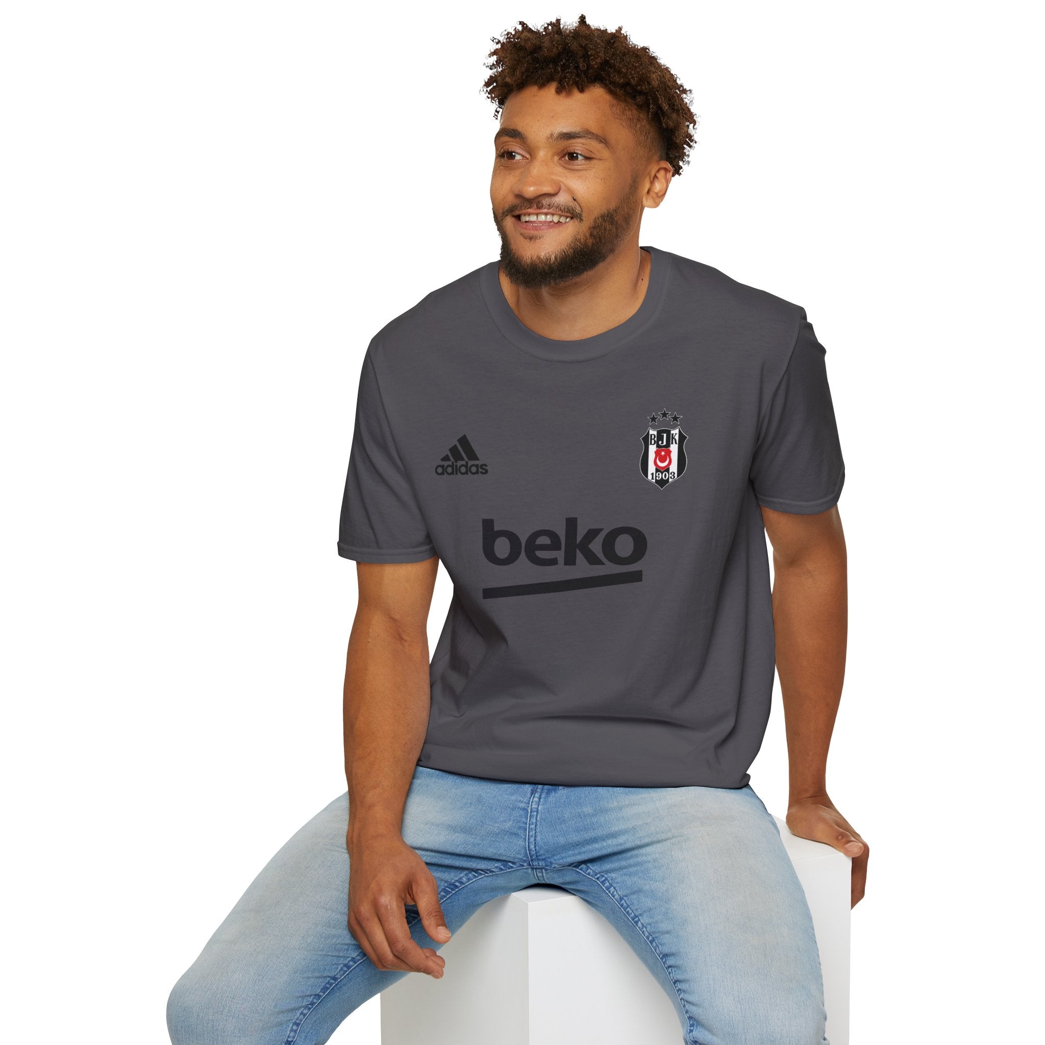 Besiktas Eagle T-Shirt  Football Club Crest Tee soccer jersey