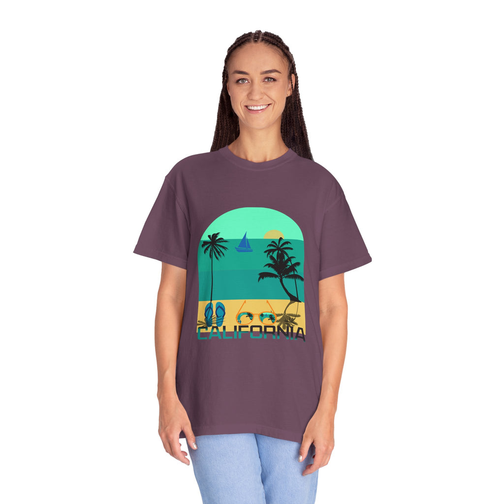 California Beach Surf T-Shirt  Retro Palm Trees & ‘SURFING’ Graphic