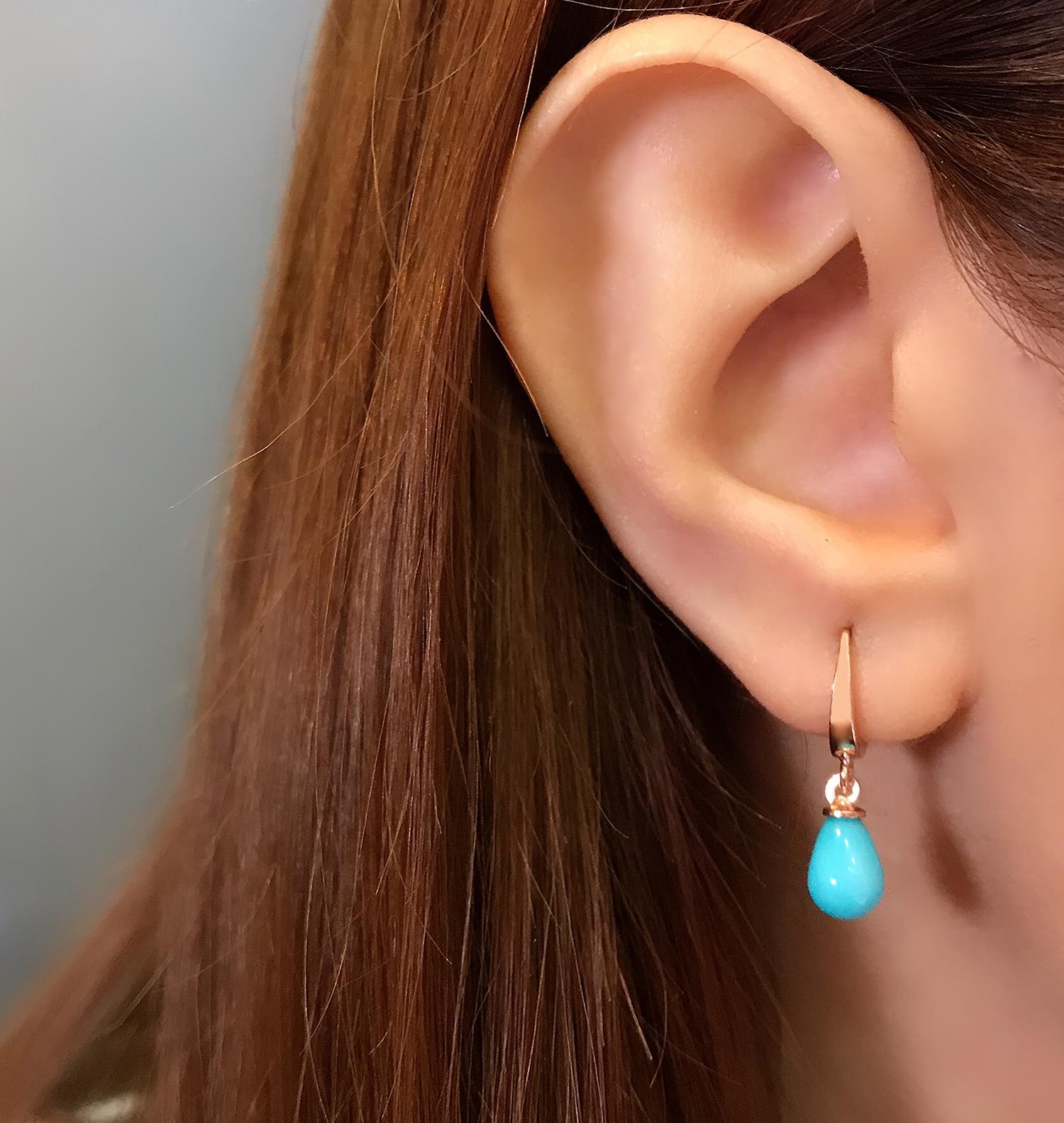 Teardrop-shaped turquoise 925 sterling silver earring