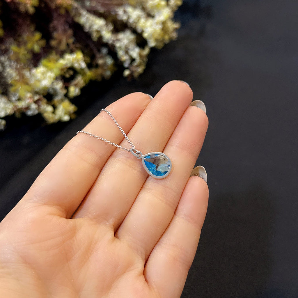 Aquamarine drop necklacce 925 sterling silver Aquamarine drop necklace - Etna Gift