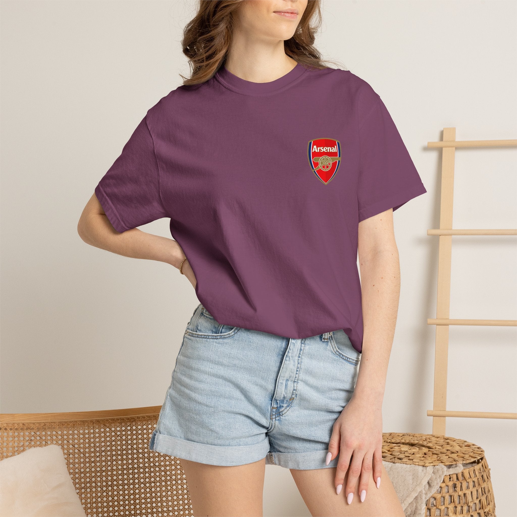 Arsenal Crest T-Shirt — Football Club Logo Tee - Etna Gift