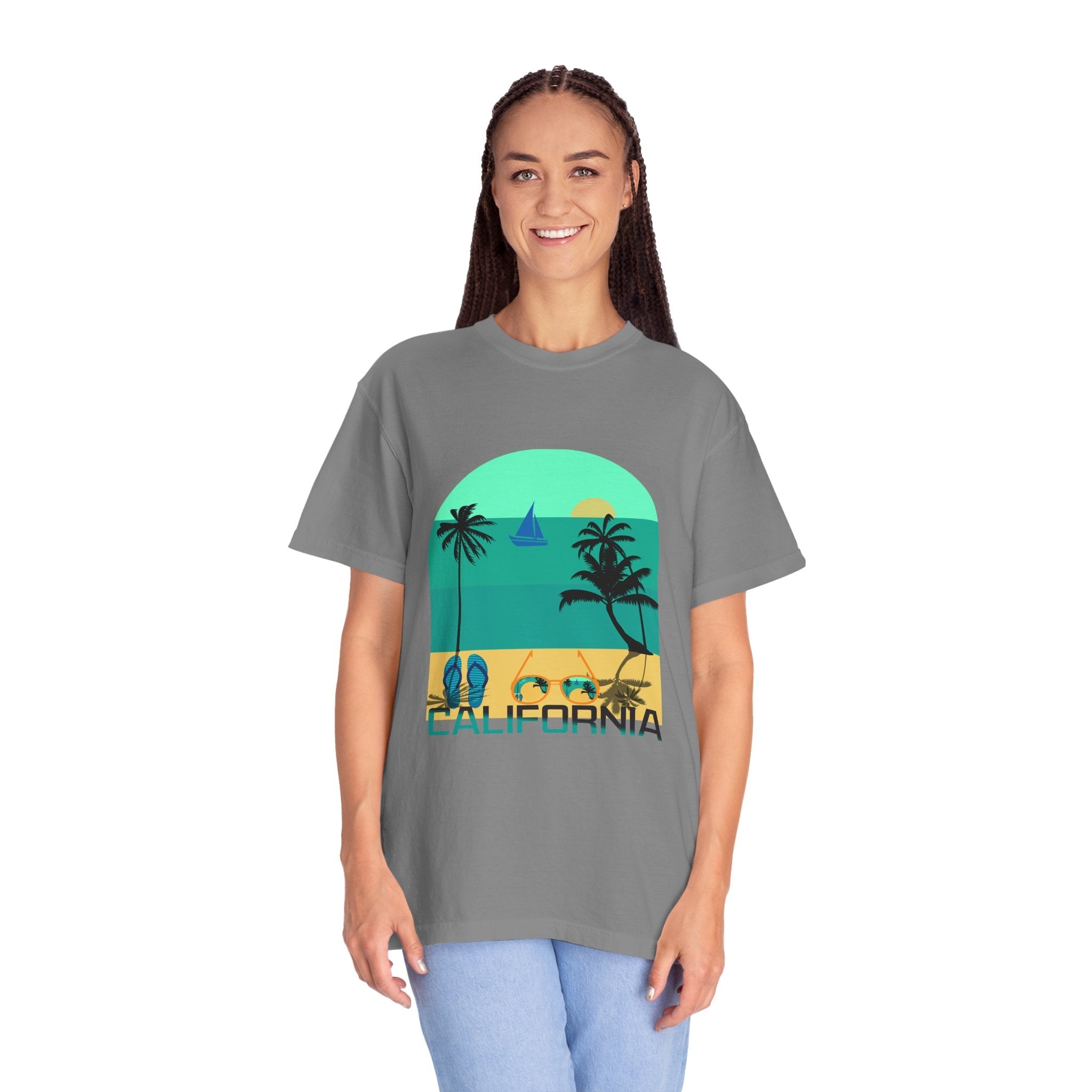 California Beach Surf T-Shirt Retro Palm Trees & ‘SURFING’ Graphic - Etna Gift
