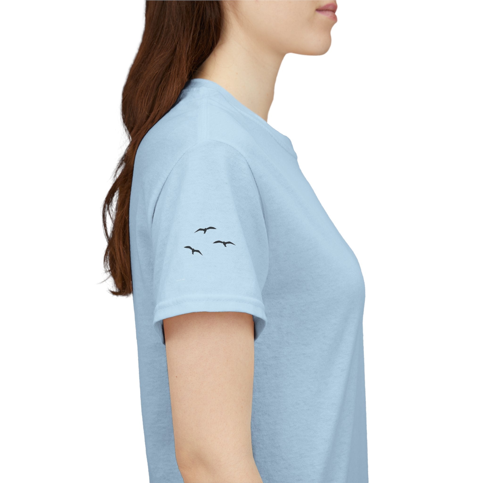 Fairfield Beach Unisex Heavy Cotton Tee, Comfortable Casual T-Shirt, Summer Vibe Shirt, Gifts for Beach Lovers, Relaxed Fit Tee - Etna Gift