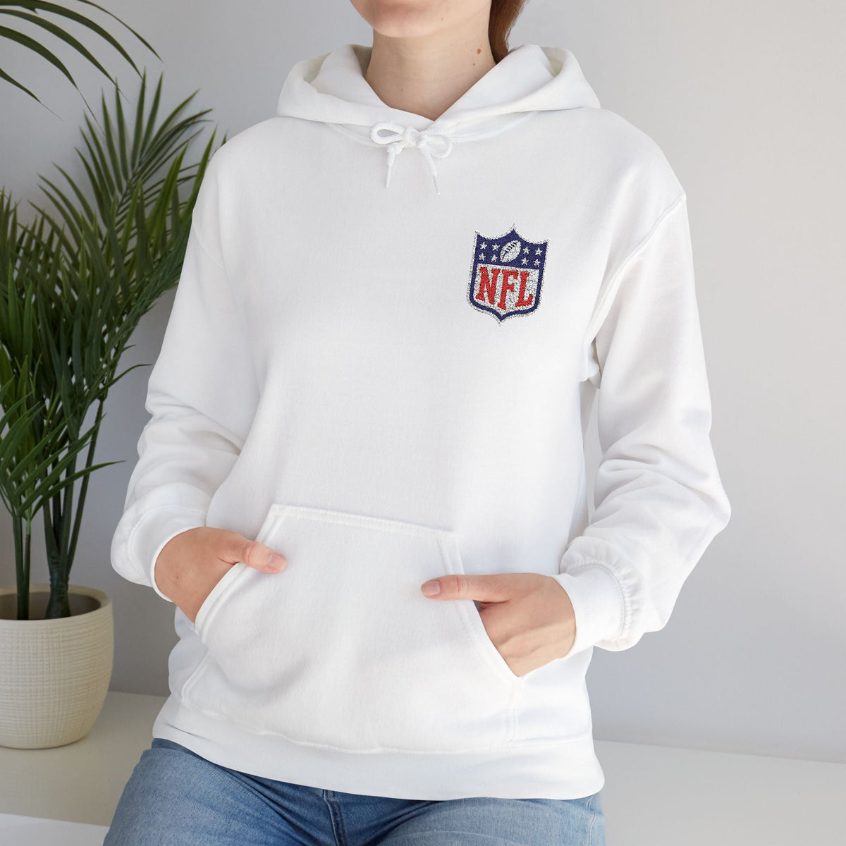 Heritage Crest Embroidered Hoodie - Etna Gift