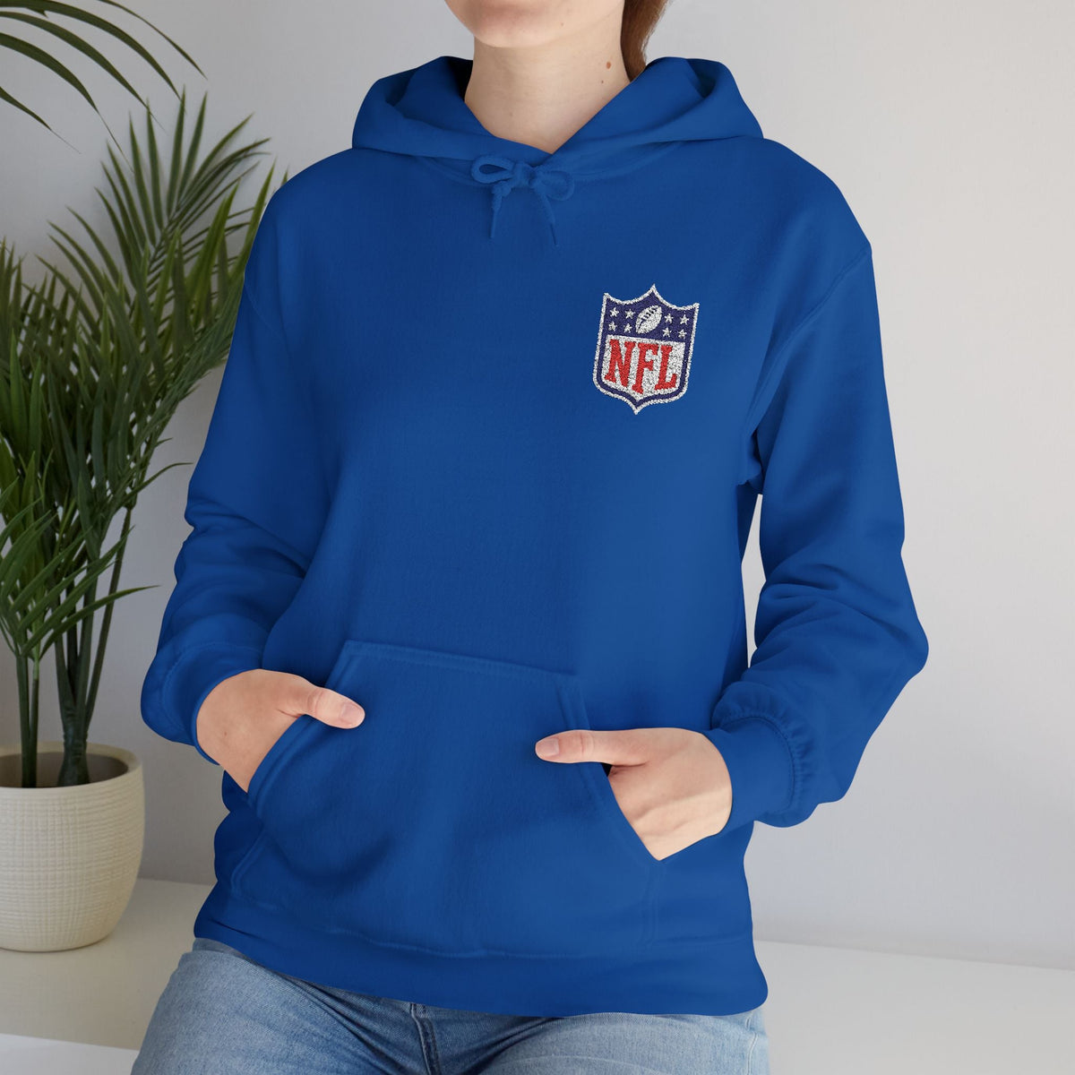 Heritage Crest Embroidered Hoodie - Etna Gift