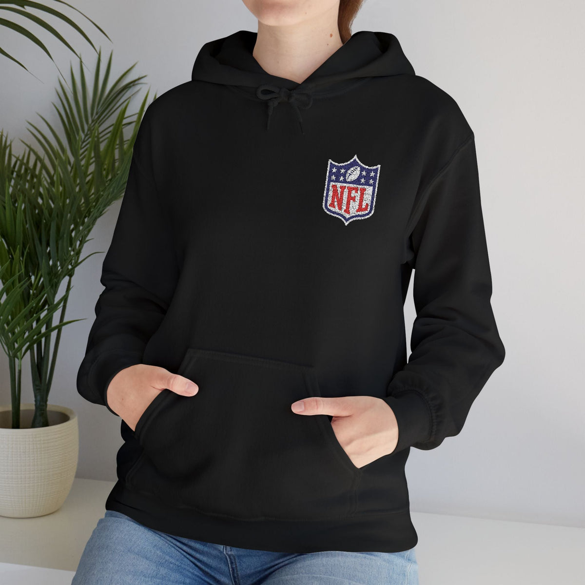 Heritage Crest Embroidered Hoodie - Etna Gift