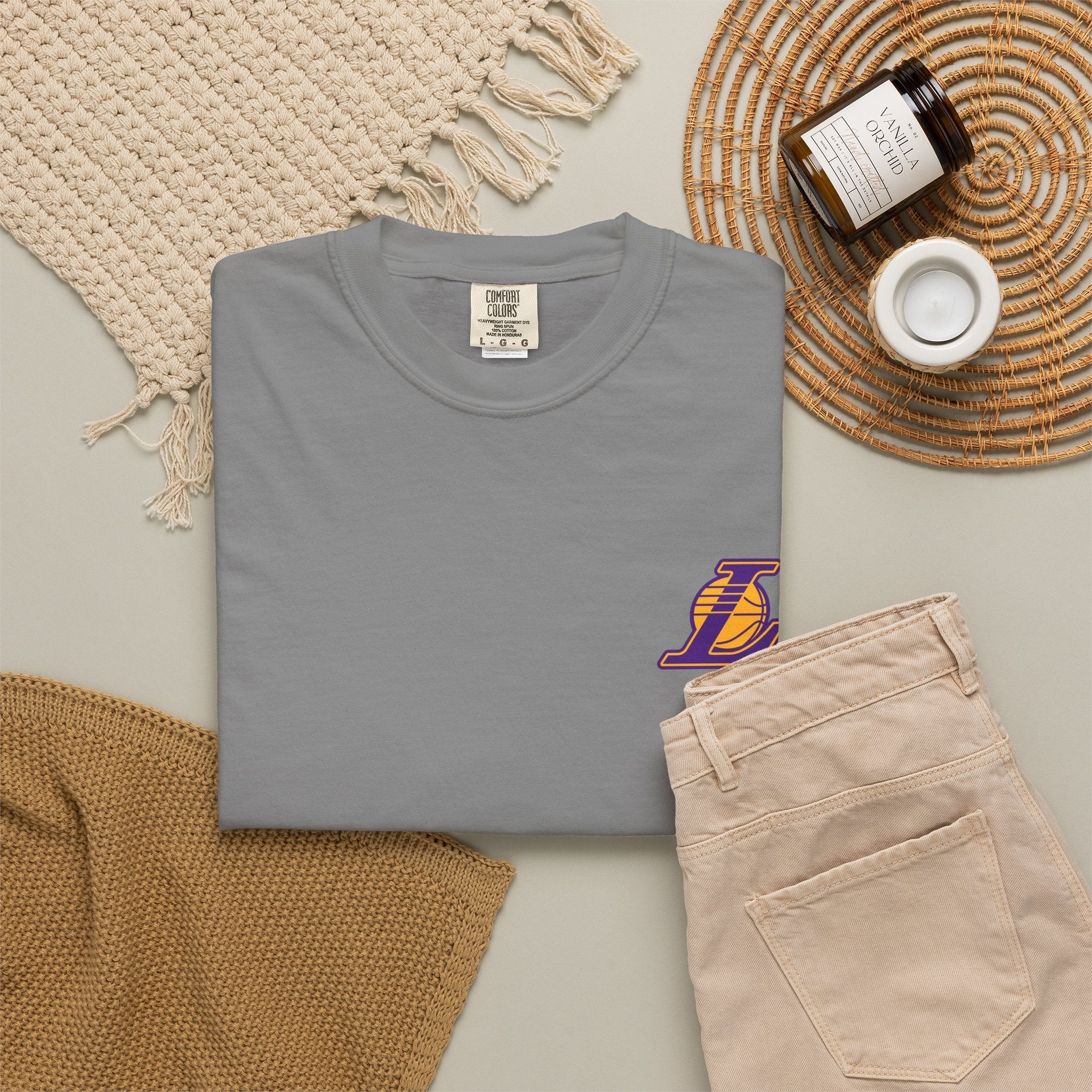 Los Angeles Lakers Basketball Logo T-Shirt - Etna Gift