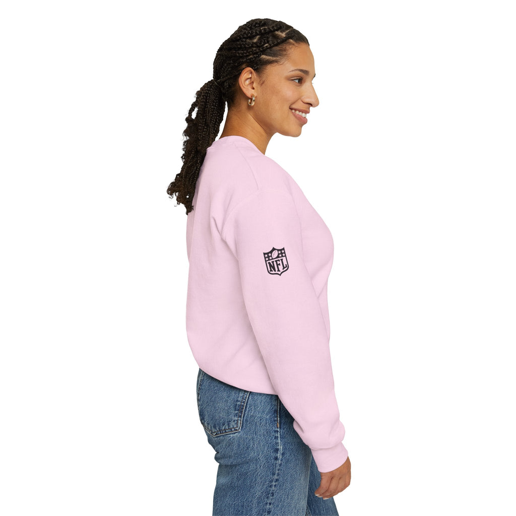 Minimalist Raiders Crest Crewneck Sweatshirt - Etna Gift