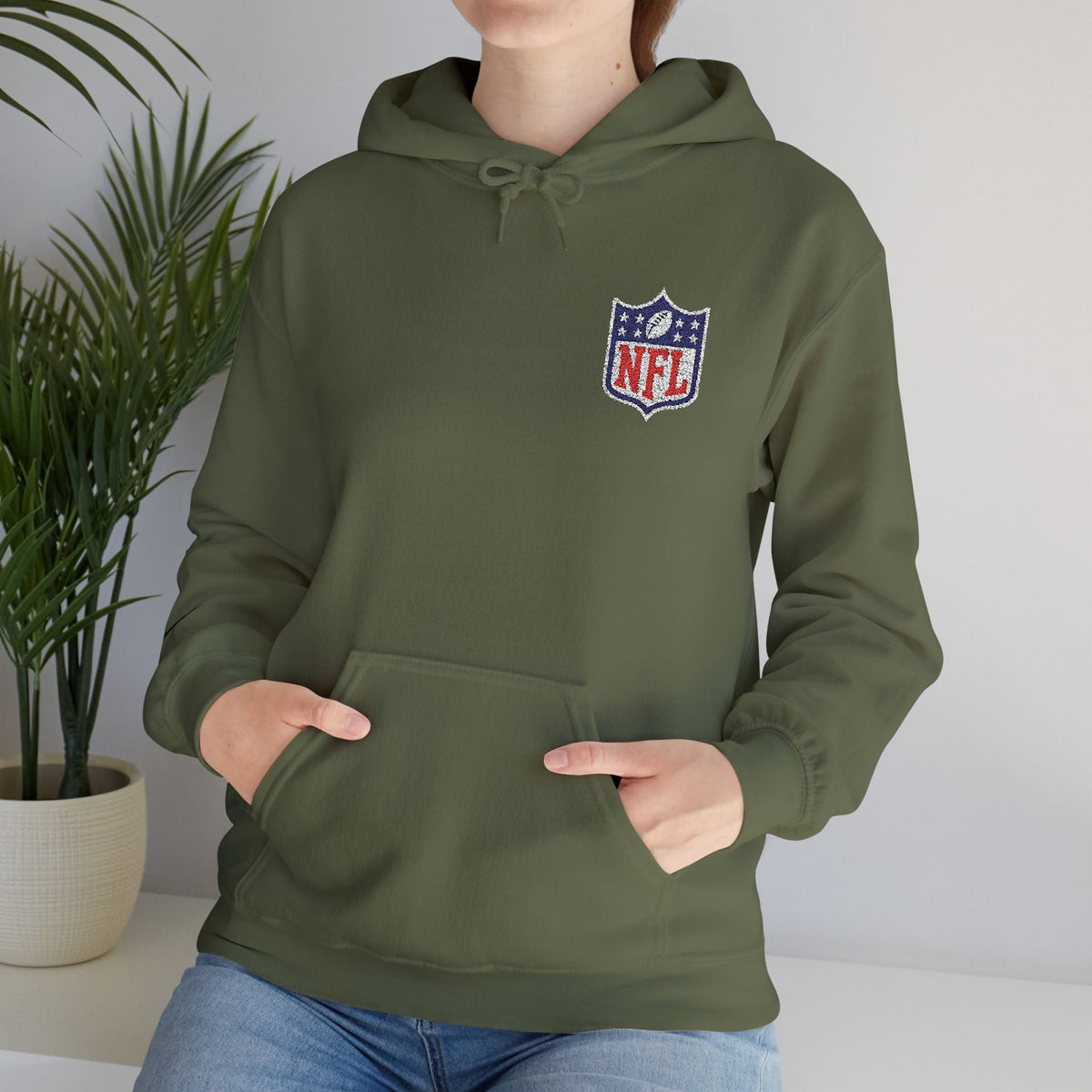 Patriotic USA Flag Crest Hoodie - Etna Gift