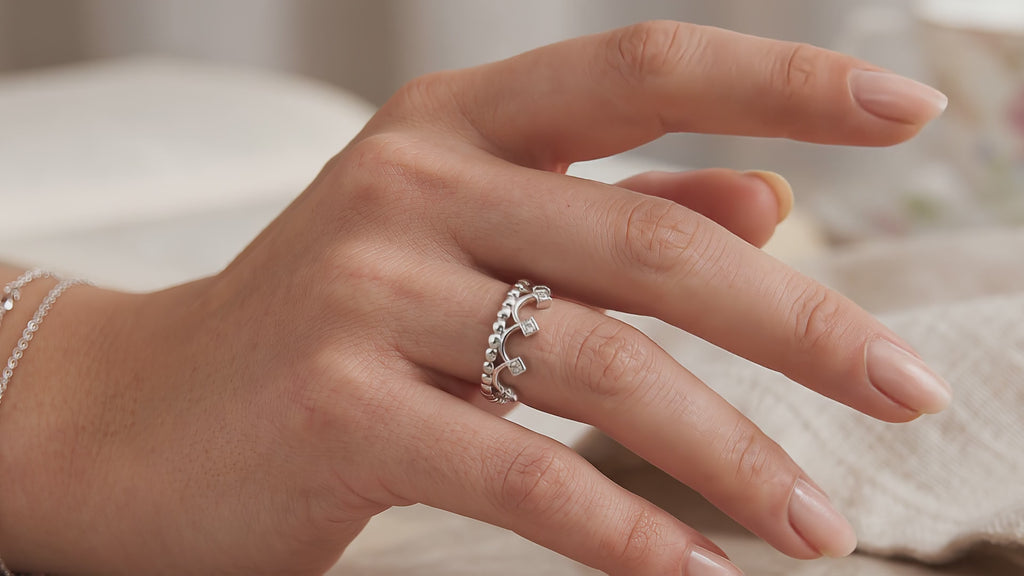 Queen's Crown Design Ring – 925 Sterling Silver Women's Ring